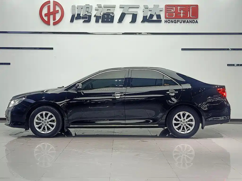 TOYOTA CAMRY 2013