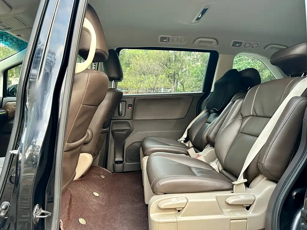 HONDA ODYSSEY 2015