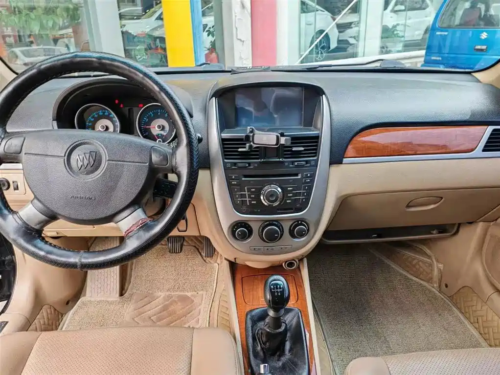 BUICK EXCELLE 2012