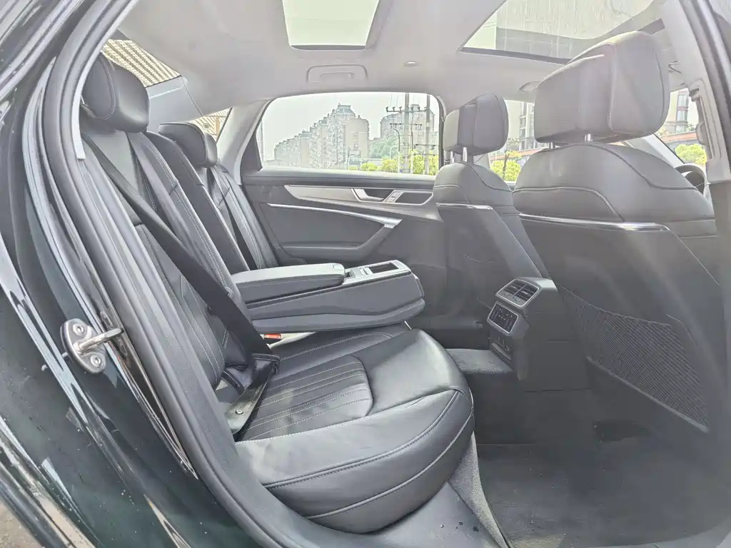 AUDI A6L 2023