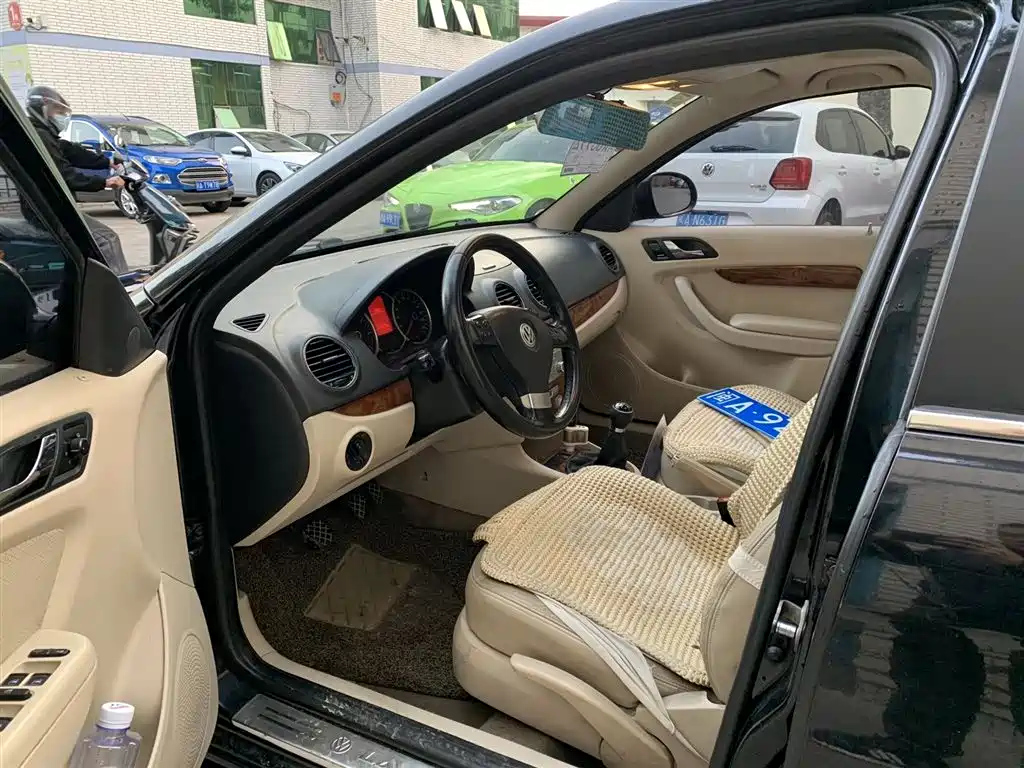 VOLKSWAGEN LAVIDA 2009