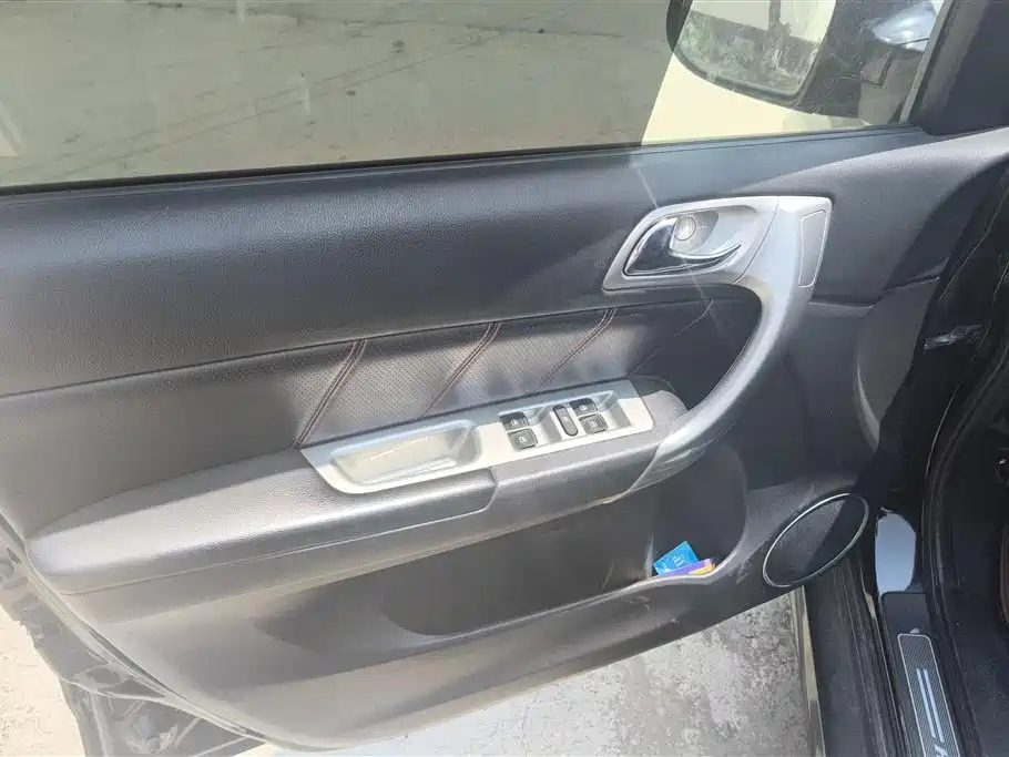 HAVAL H6 2015
