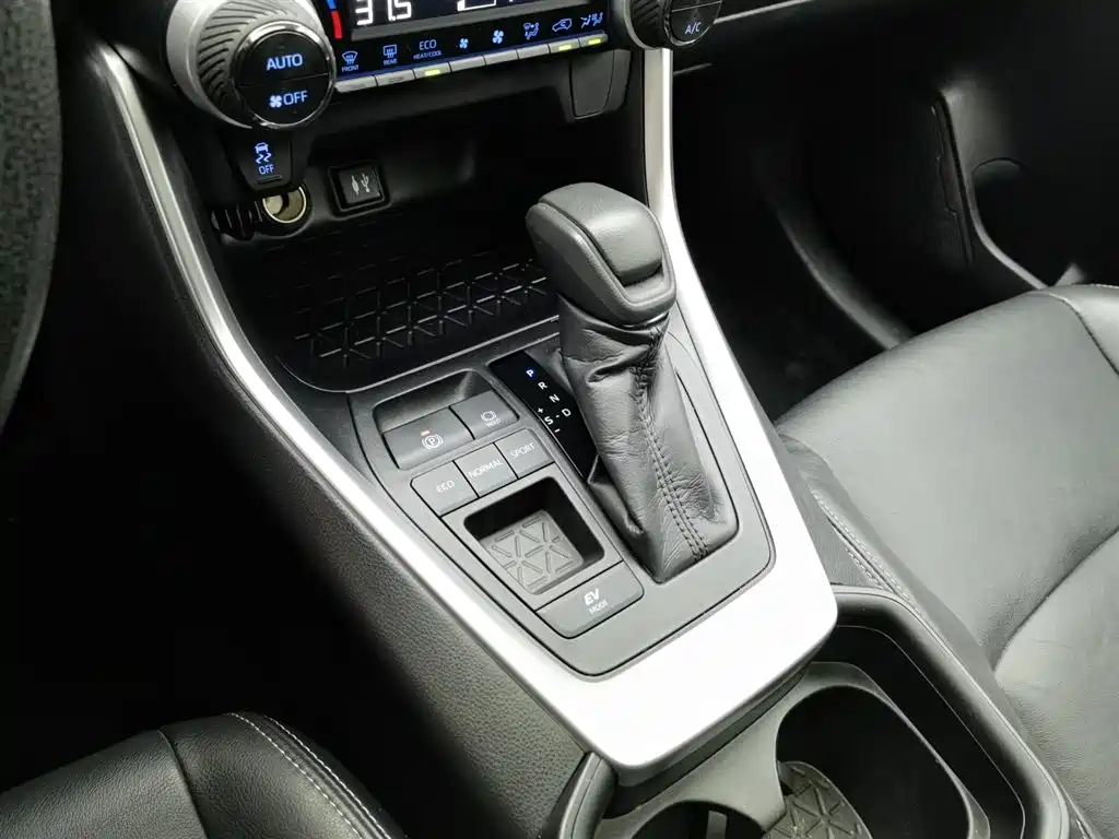 TOYOTA WILDLANDER 2021