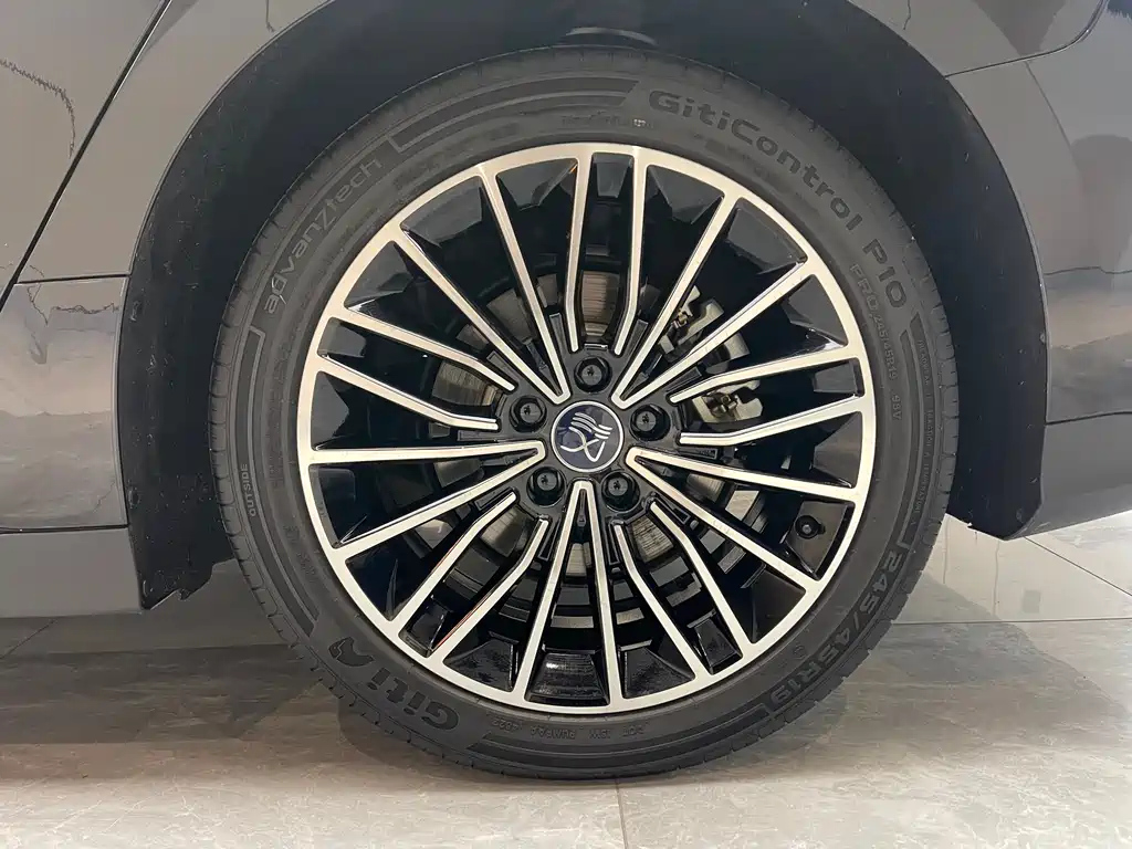 BYD HAN 2023
