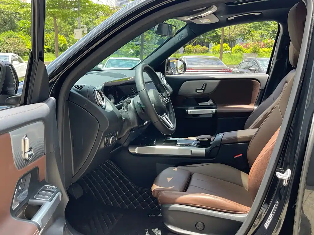 MERCEDES BENZ GLB 2022