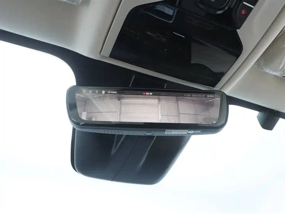 TRUMPCHI M8 2022
