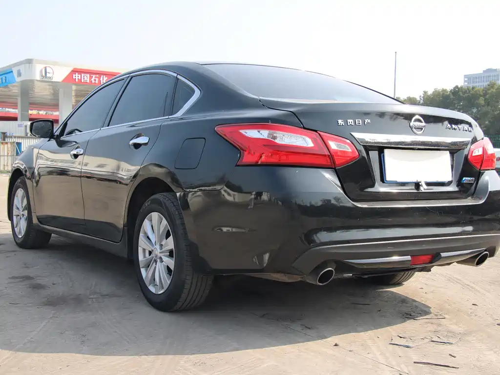 NISSAN TEANA 2018