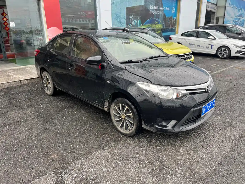 TOYOTA VIOS 2015