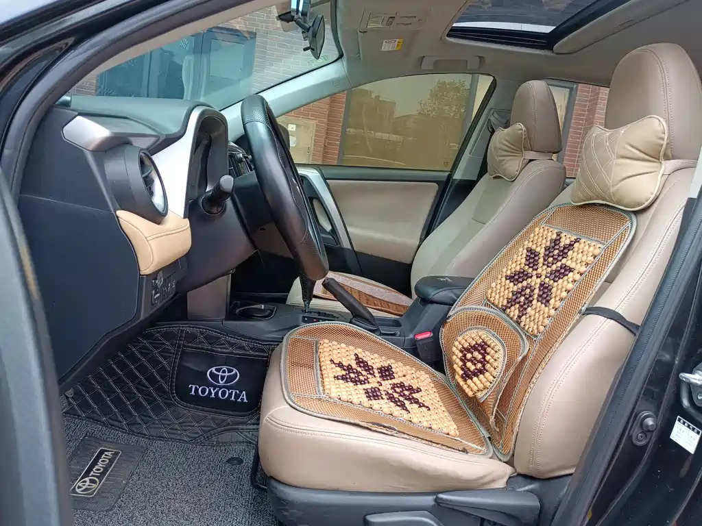 TOYOTA RAV4 RONGFANG 2017