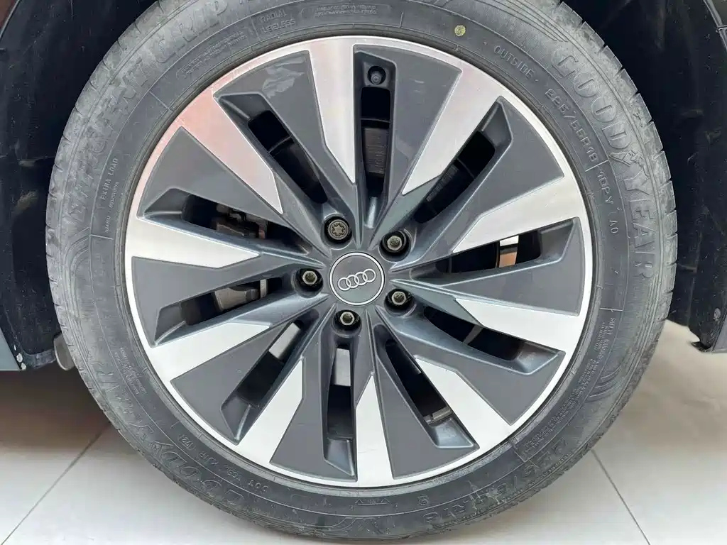 AUDI A6L 2021