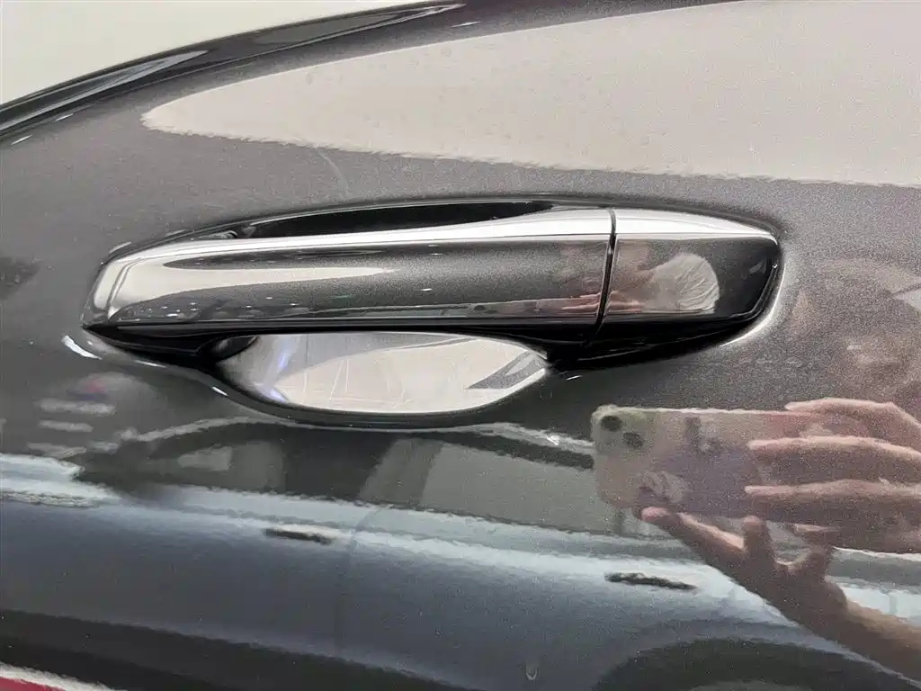 VOLKSWAGEN TAYRON 2023