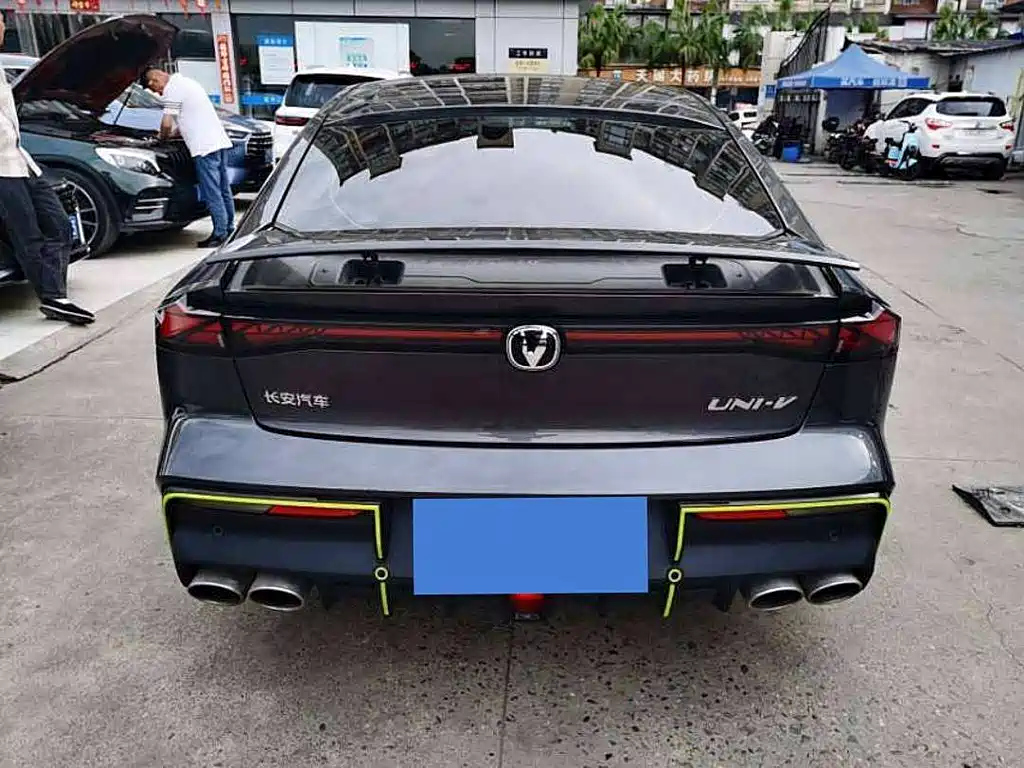 CHANGAN UNI-V 2023