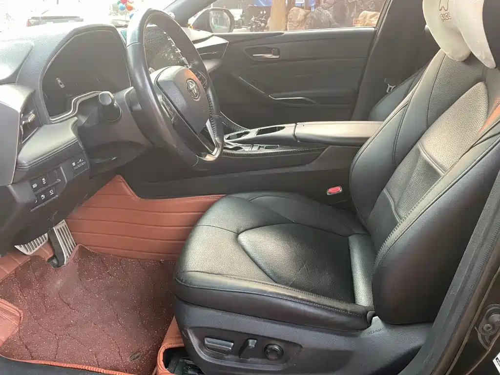 TOYOTA AVALON 2019