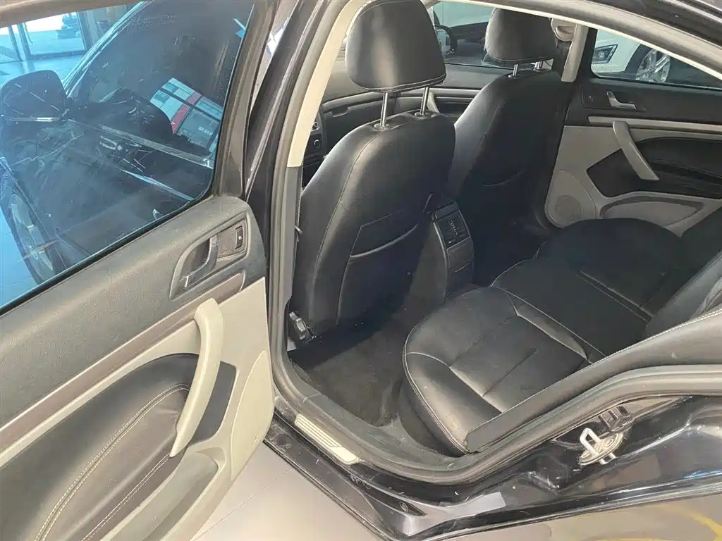 SKODA OCTAVIA 2012