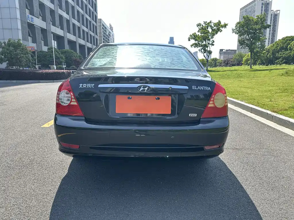 HYUNDAI ELANTRA 2010