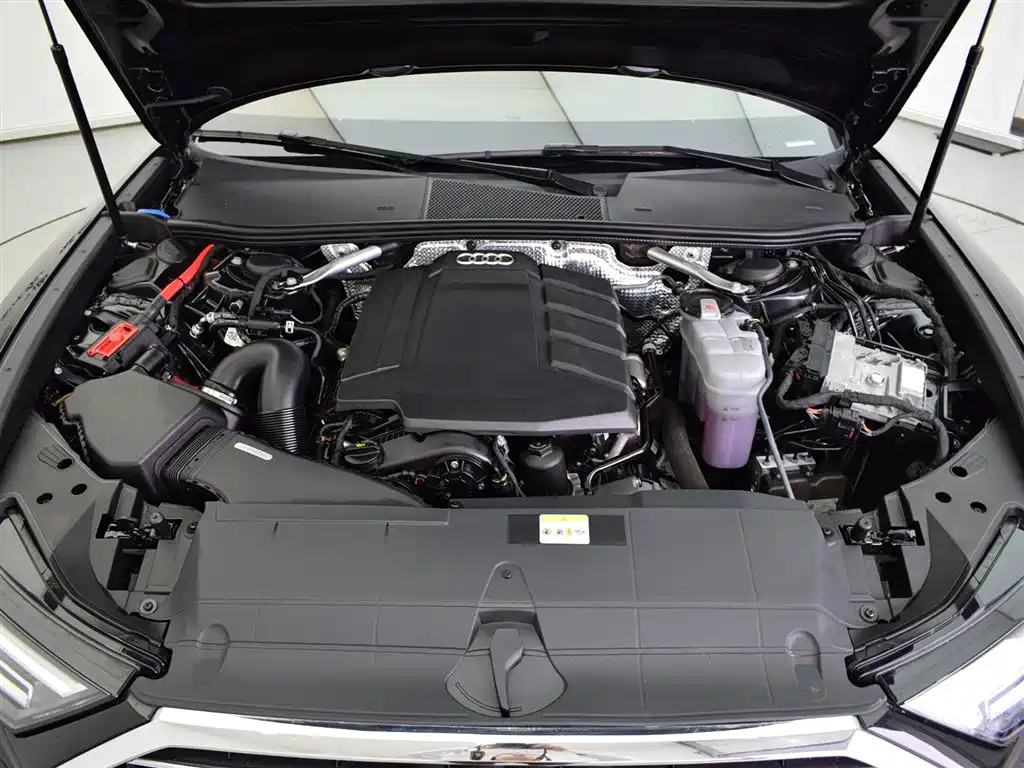 AUDI A6L 2020