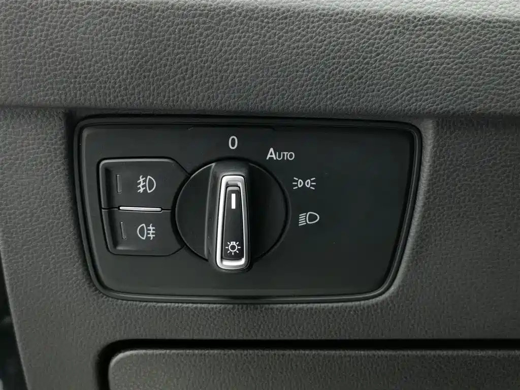 VOLKSWAGEN MAGOTAN 2021