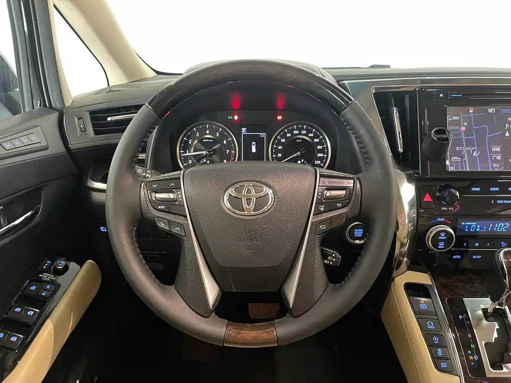 TOYOTA ALPHARD 2018