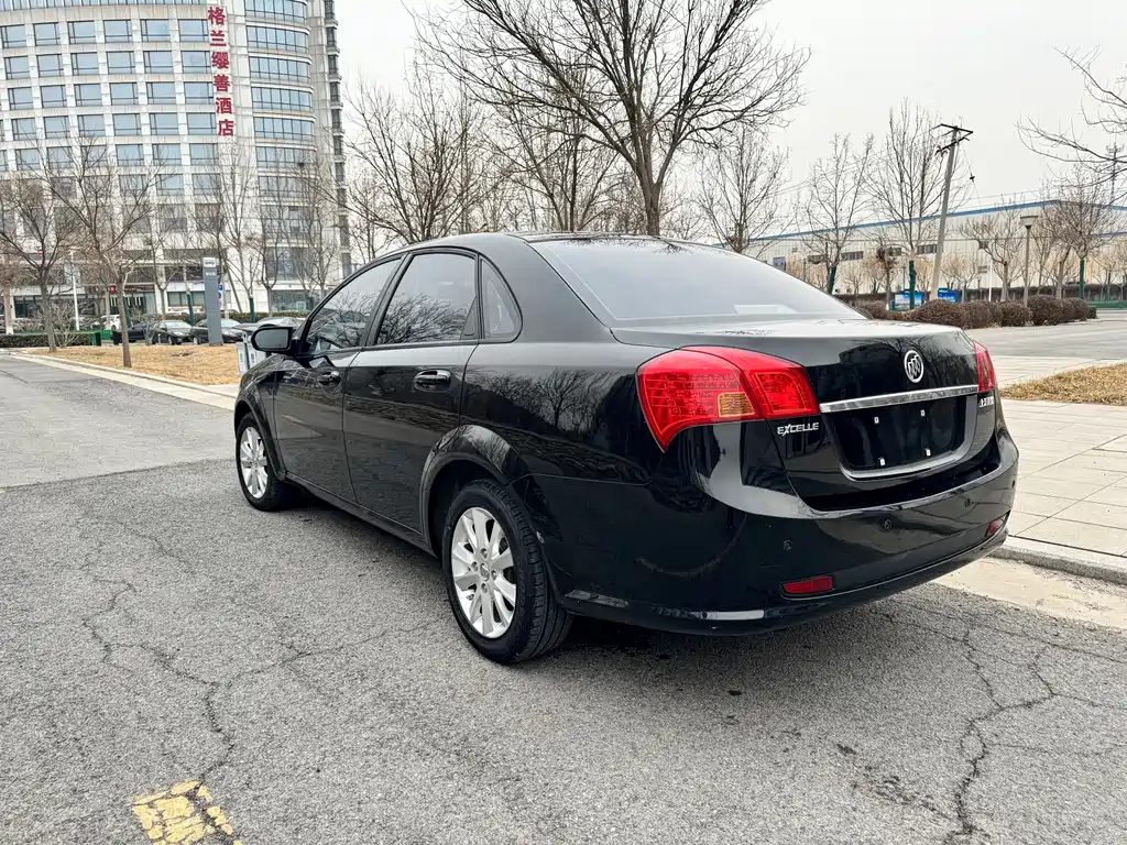 BUICK EXCELLE 2011