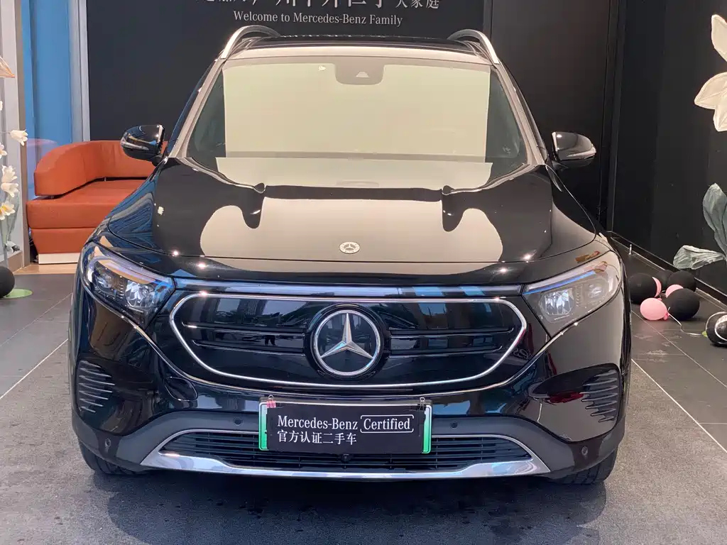 MERCEDES BENZ EQB 2022