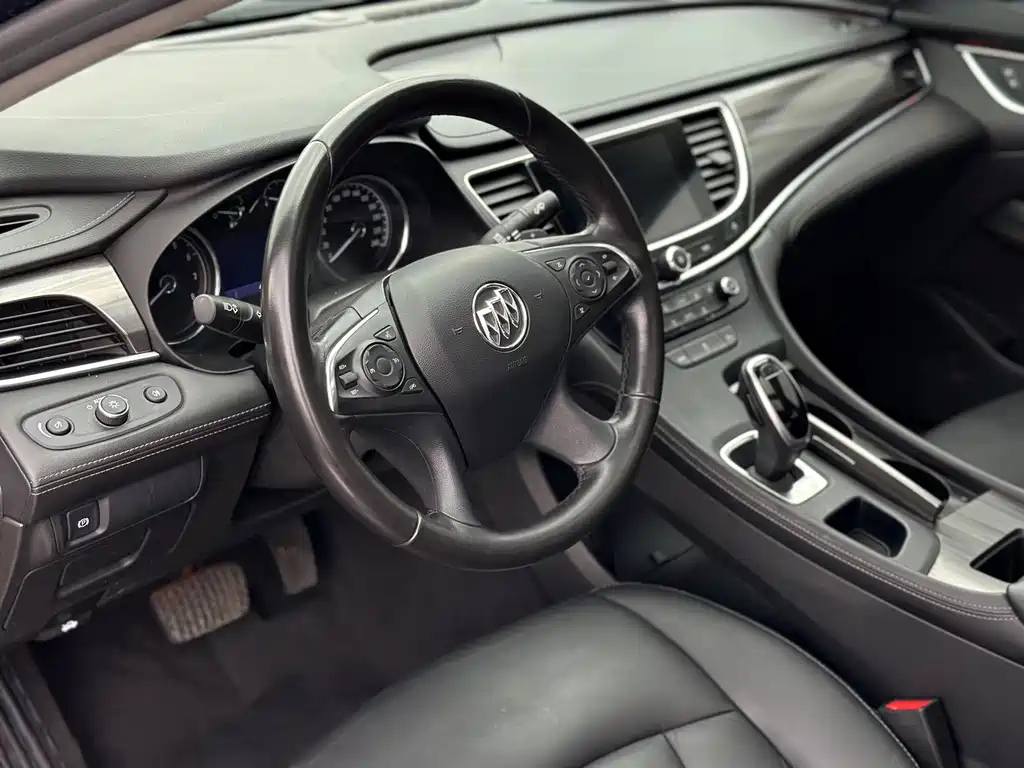 BUICK LACROSSE 2020