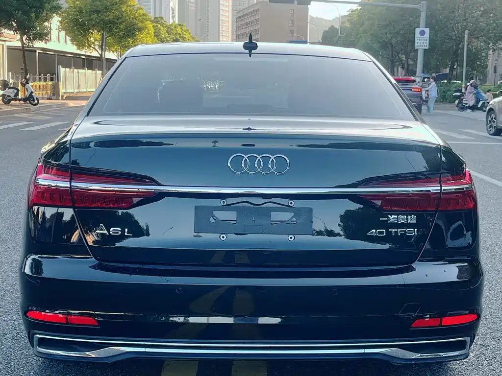 AUDI A6L 2023