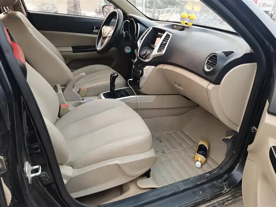 CHANGAN EADO 2014