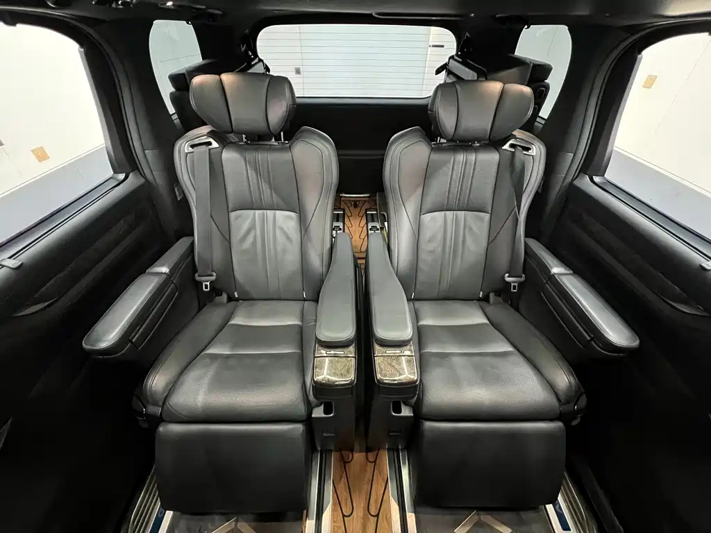 TOYOTA ALPHARD 2020