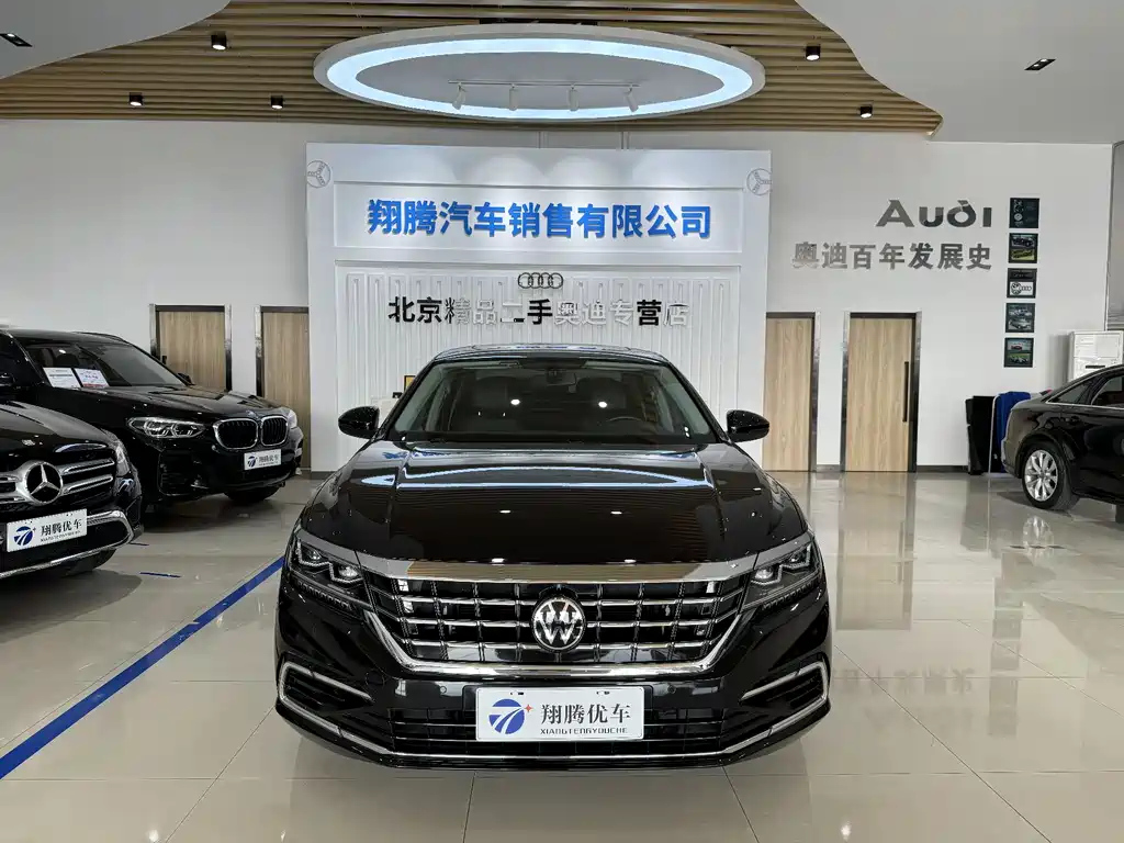 VOLKSWAGEN PASSAT 2021