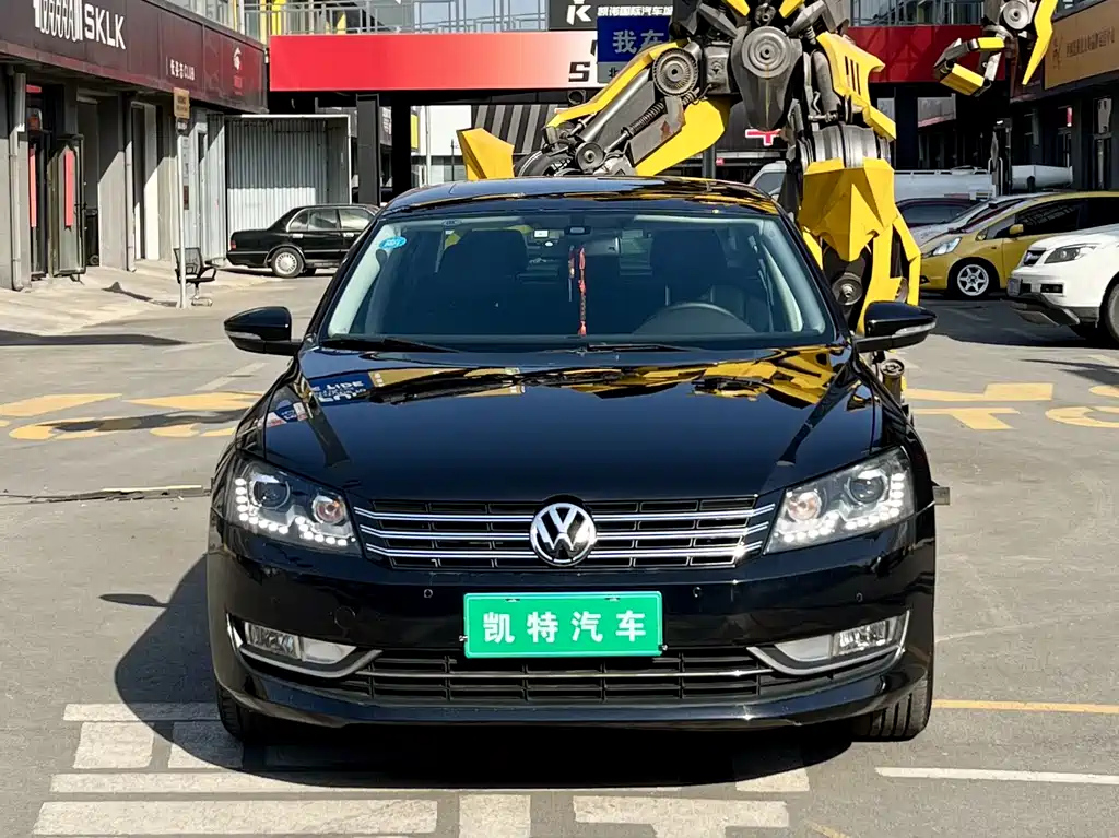 VOLKSWAGEN PASSAT 2014