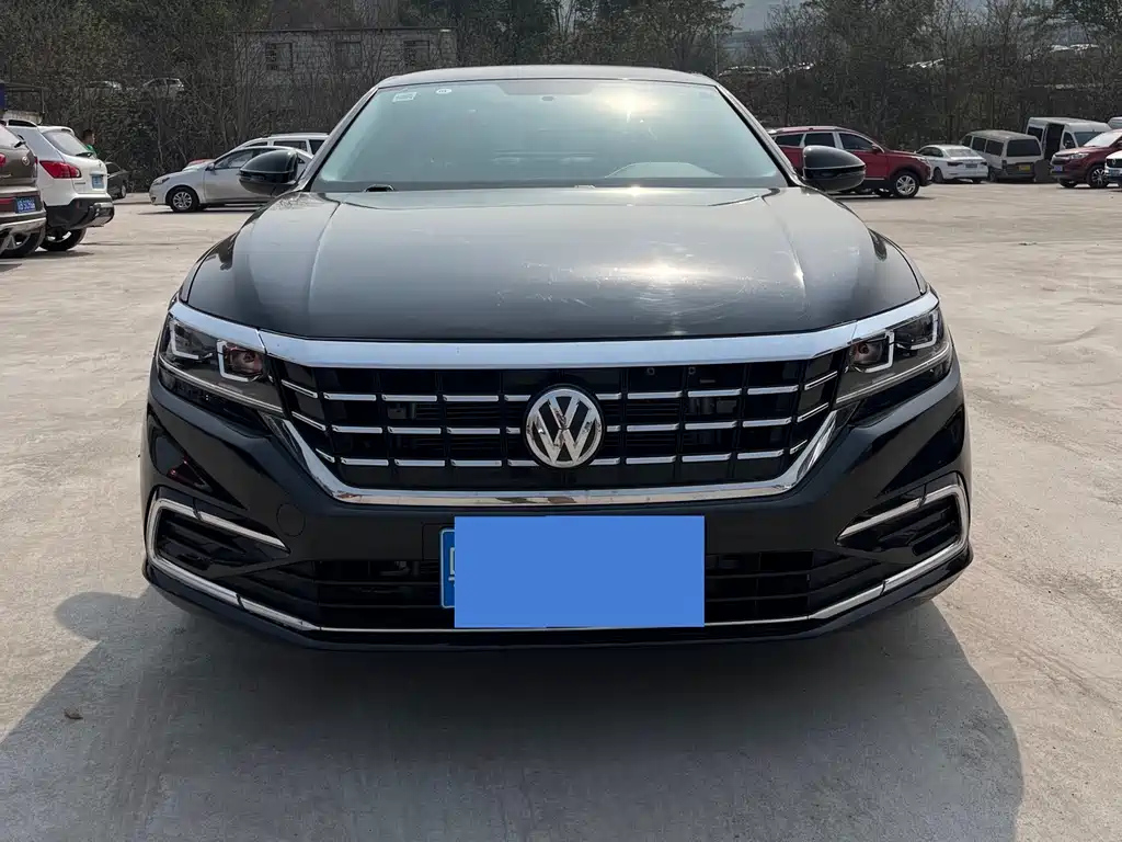 VOLKSWAGEN PASSAT 2021