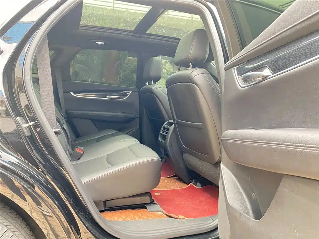 CADILLAC XT5 2022
