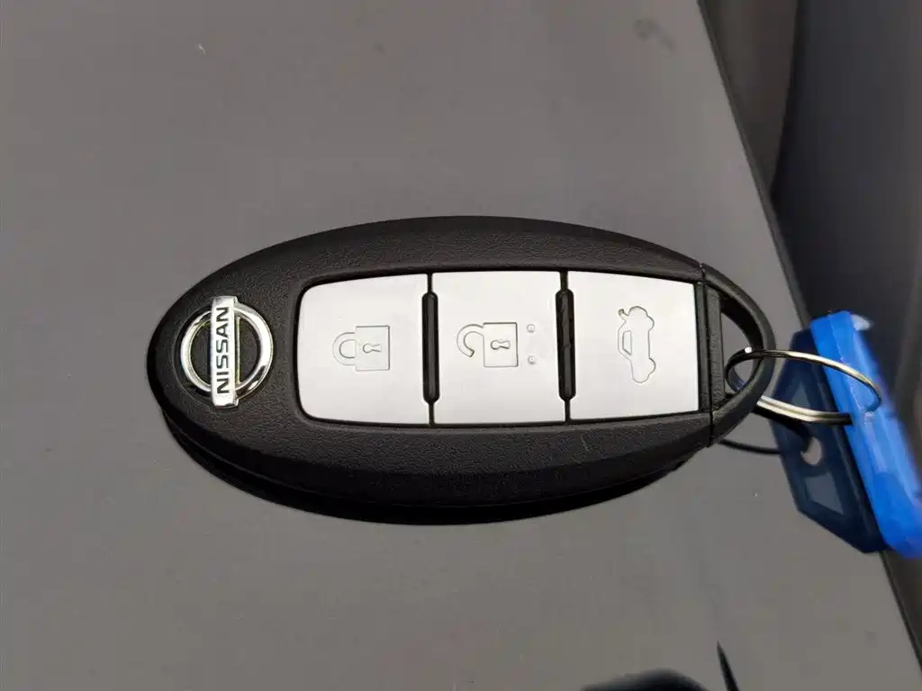NISSAN TEANA 2014