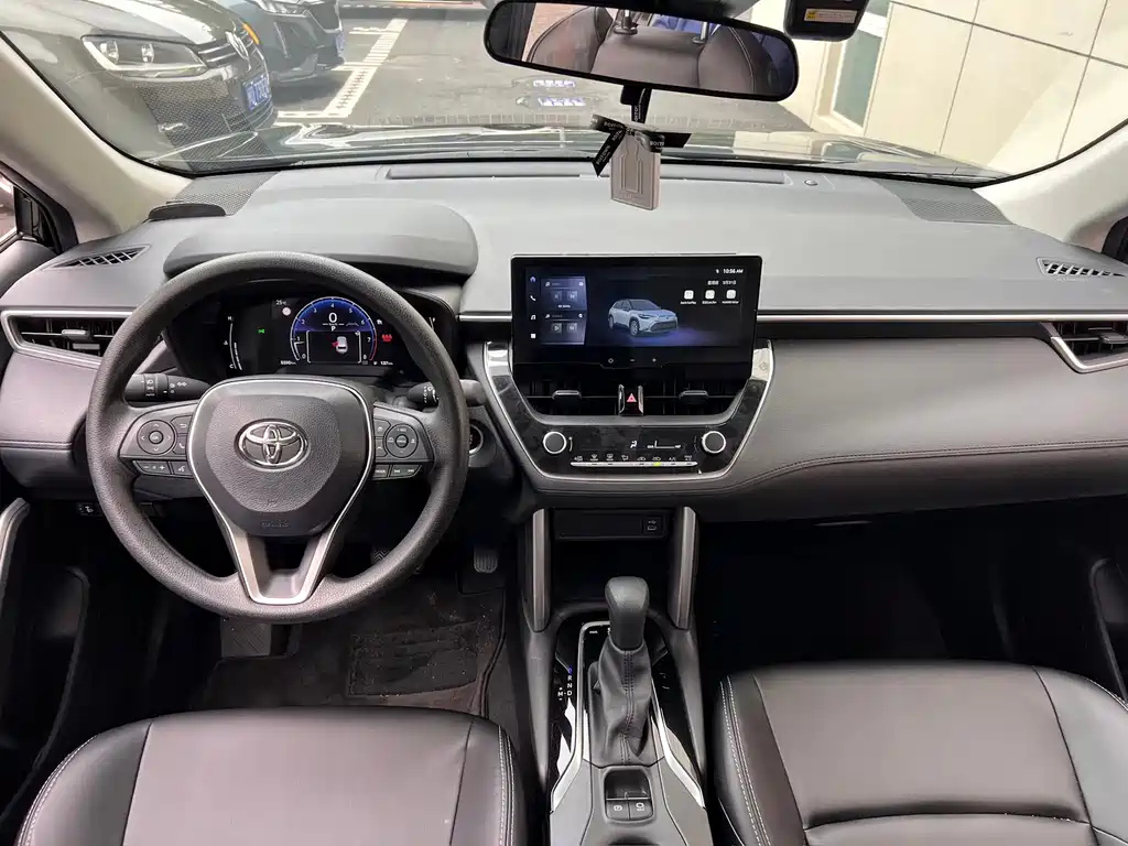 TOYOTA FRONTLANDER 2023