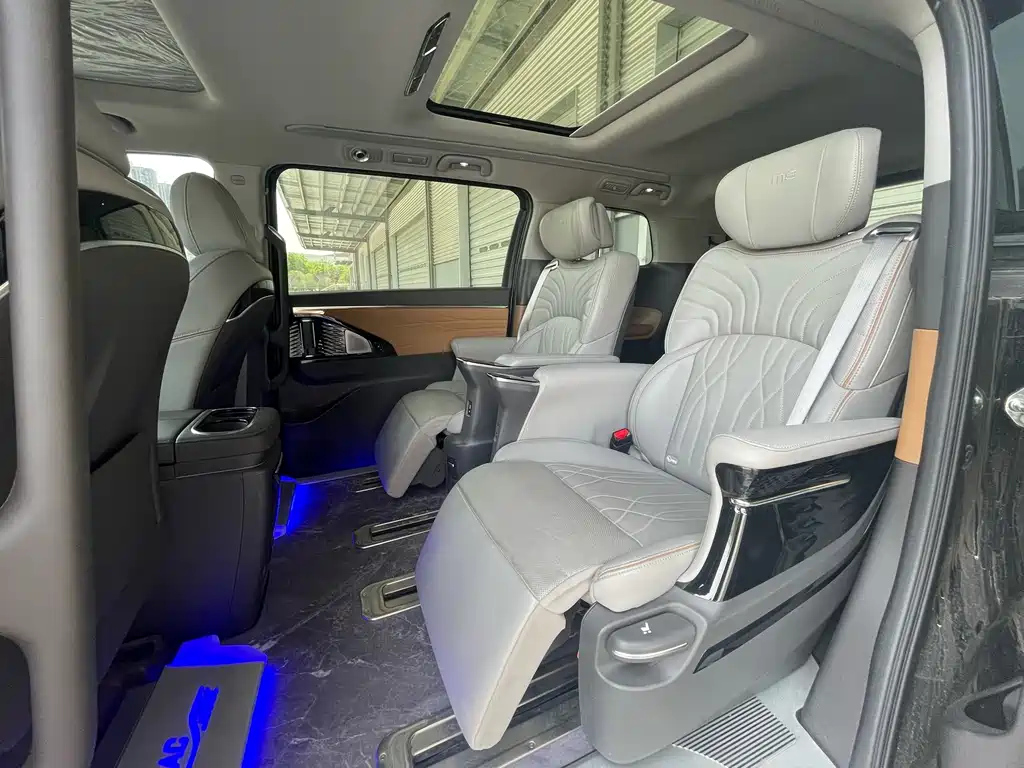 TRUMPCHI M8 2023