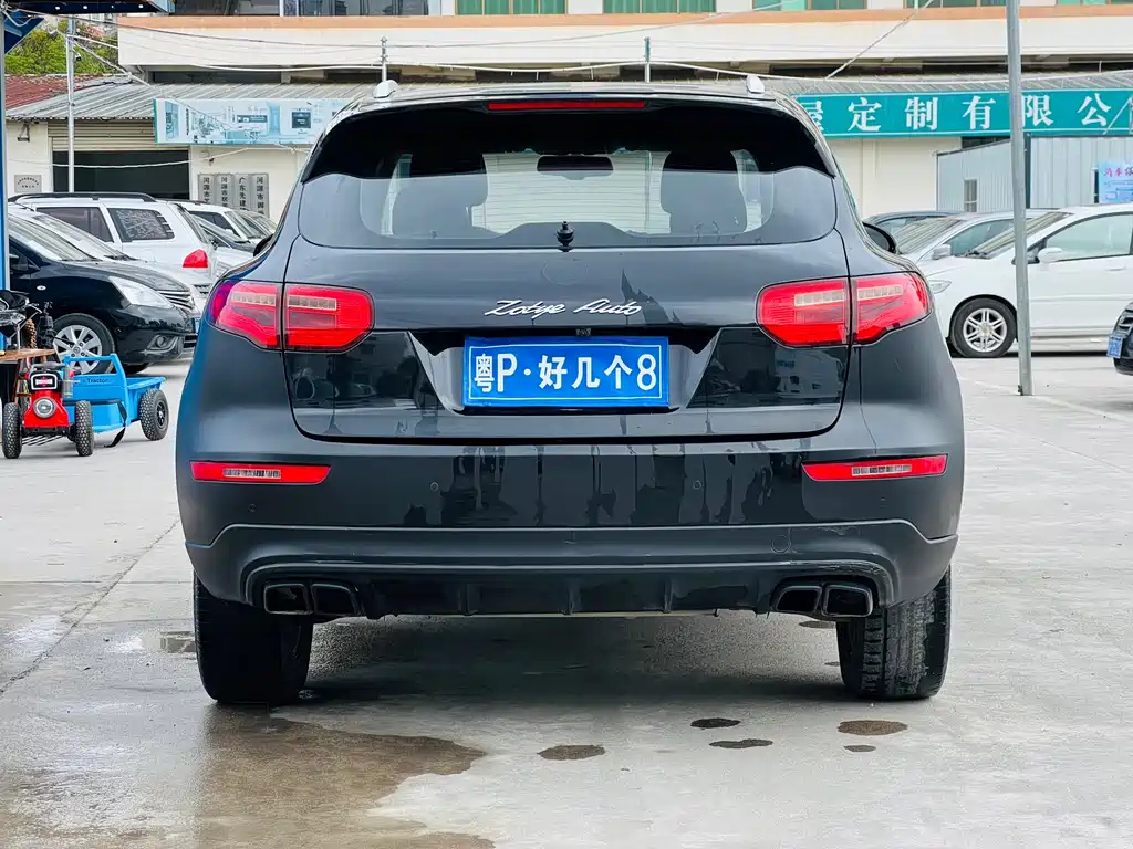 ZOTYE SR9 2017