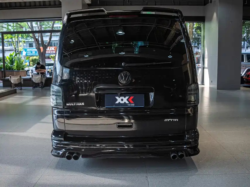 VOLKSWAGEN MULTIVAN 2012