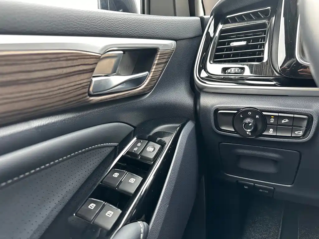 TRUMPCHI M8 2021