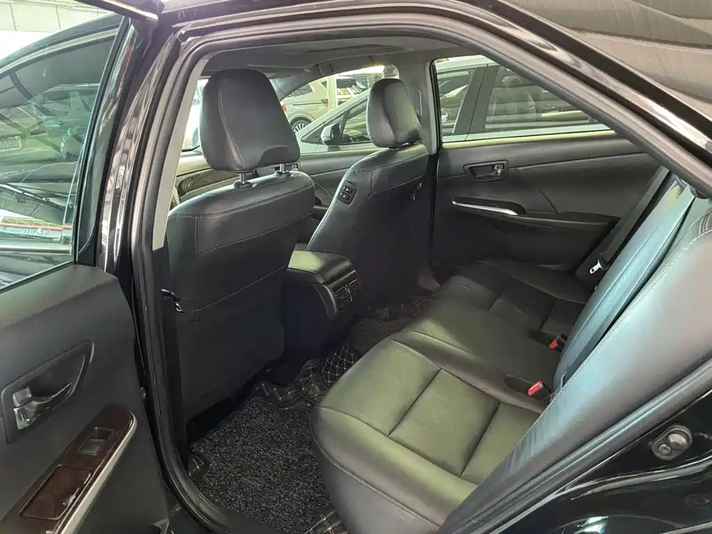 TOYOTA CAMRY 2017