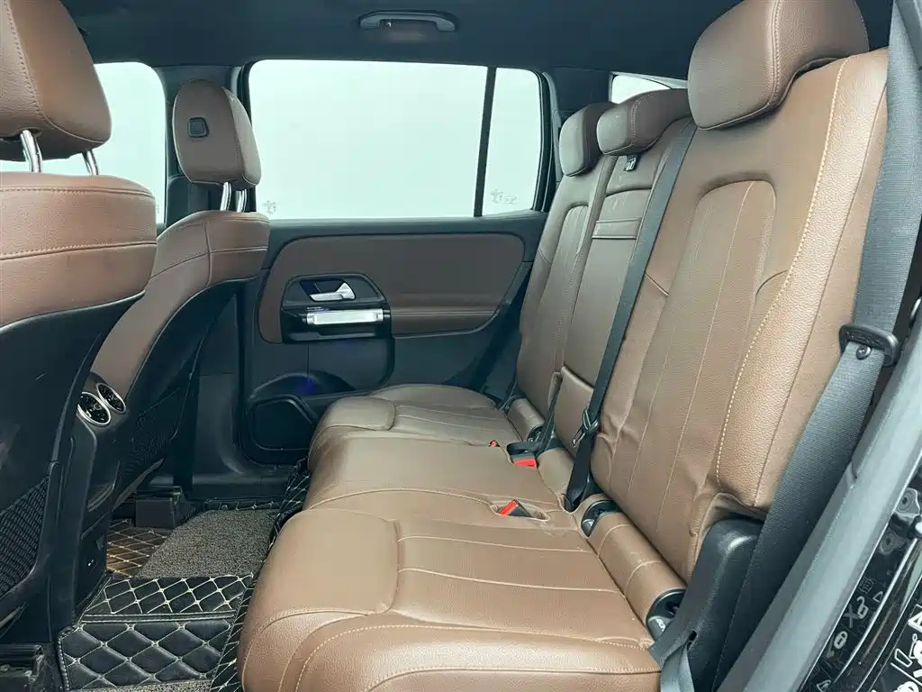 MERCEDES BENZ GLB 2021