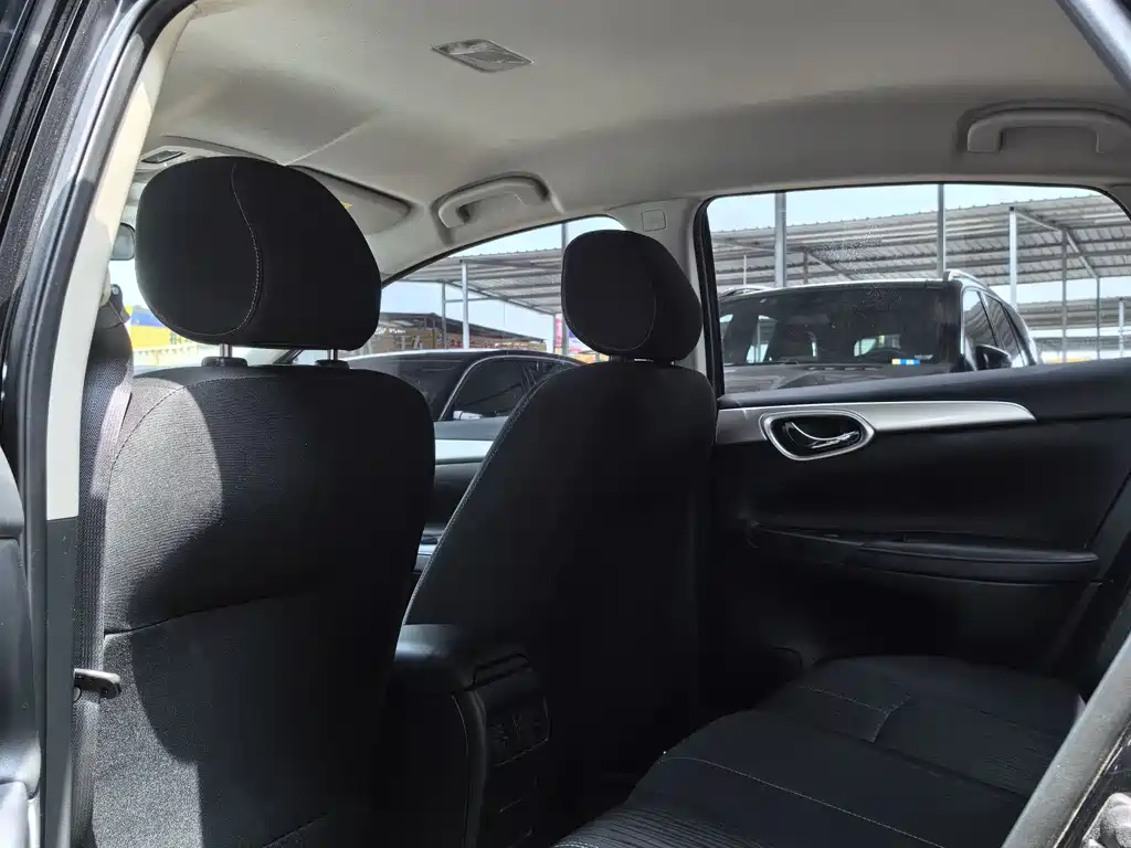 NISSAN SYLPHY 2022