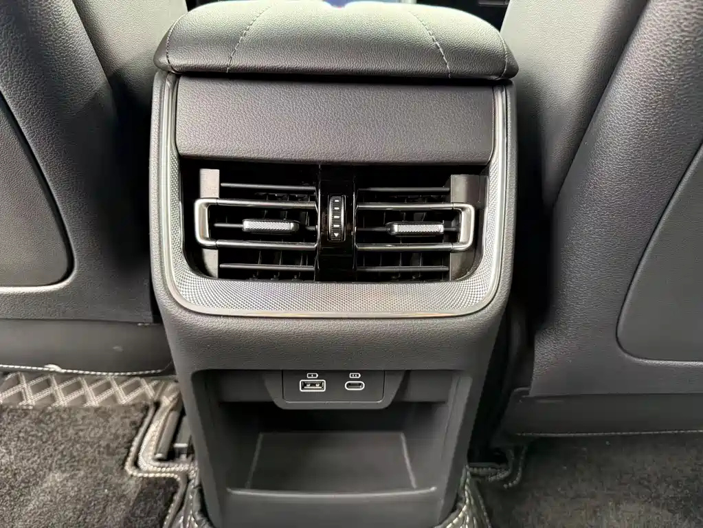 HONGQI H6 2023