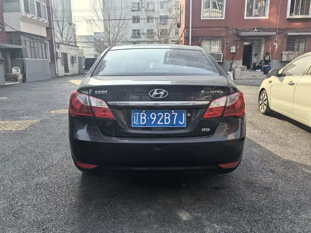 HYUNDAI CELESTA 2014
