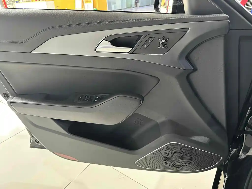 HONGQI H5 2020
