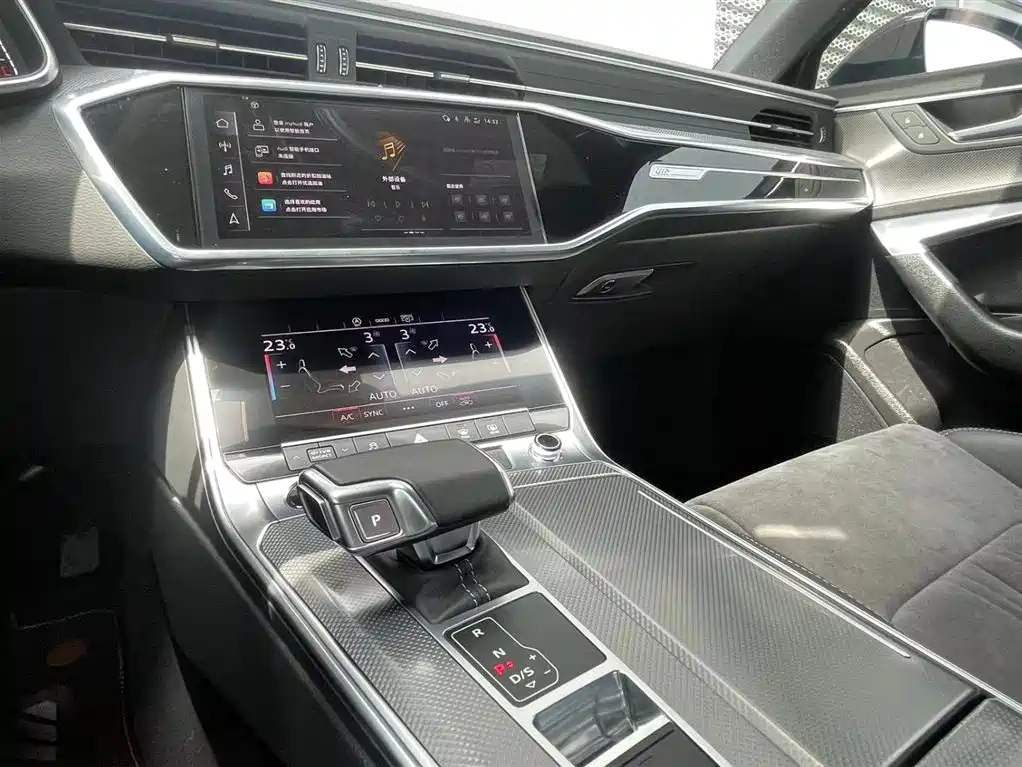 AUDI A6L 2021