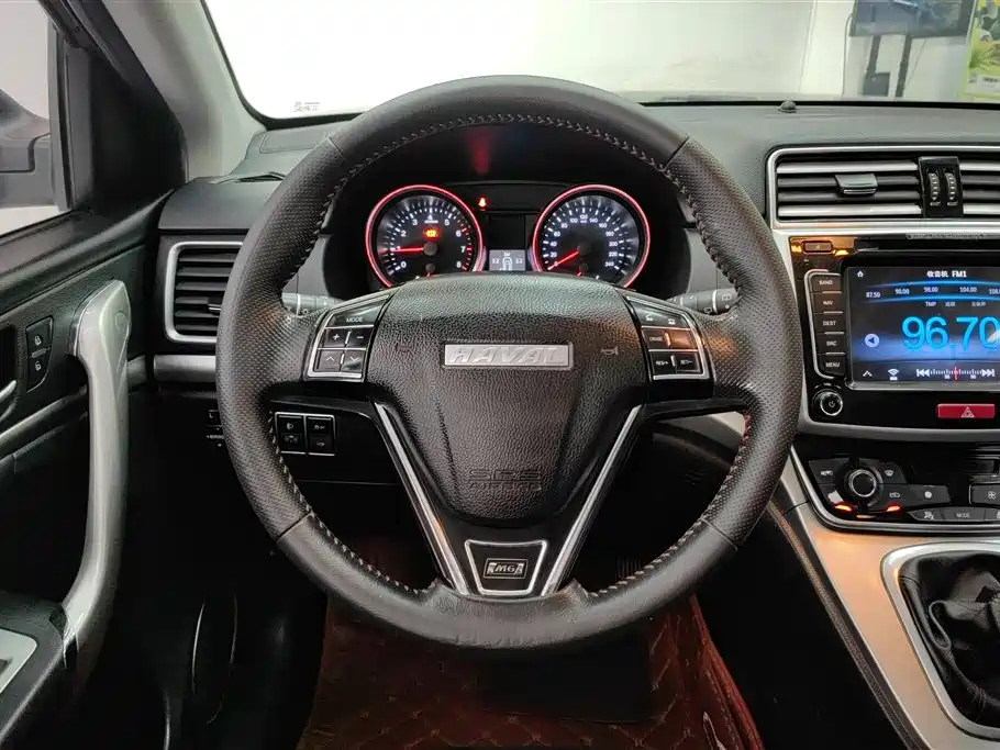 HAVAL M6 2017