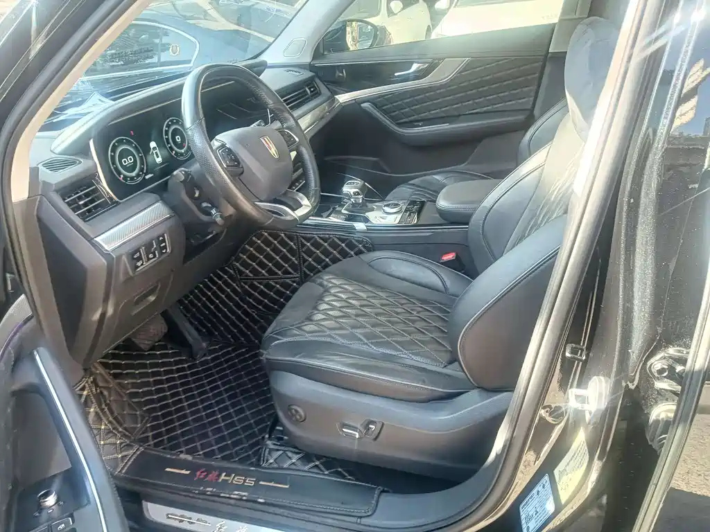 HONGQI HS5 2020
