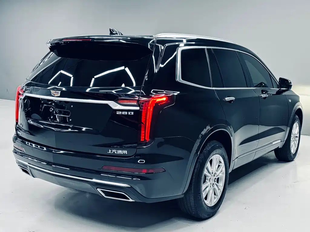 CADILLAC XT6 2021