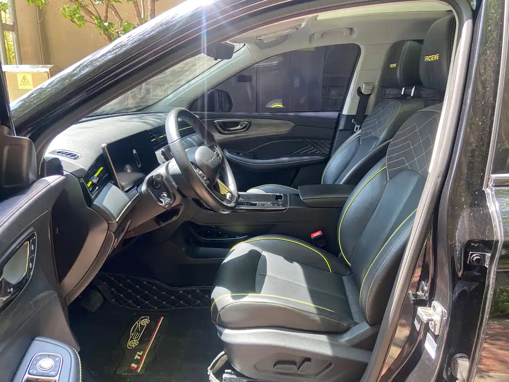 ROEWE RX5 2022