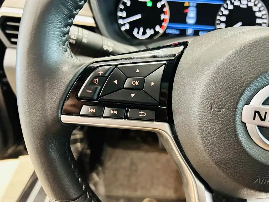 NISSAN TEANA 2022